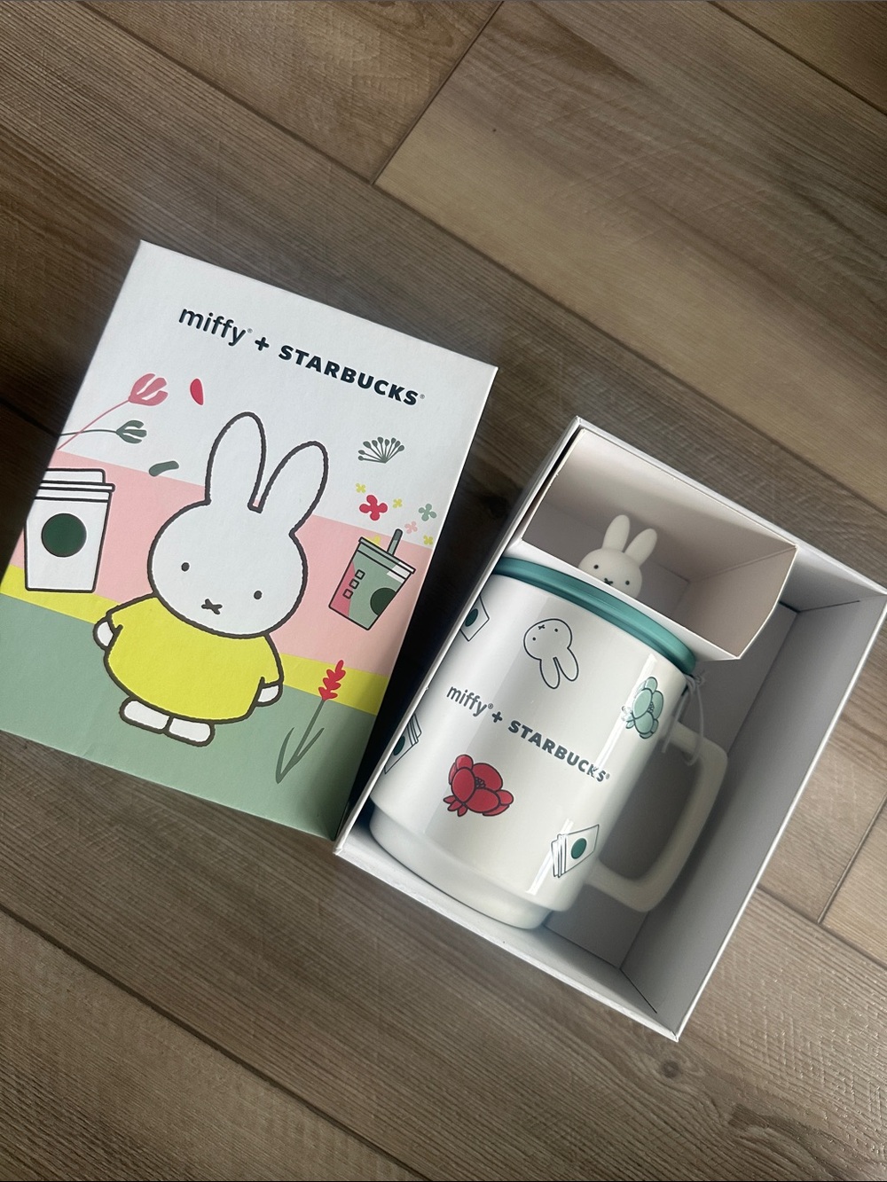 2026 Starbucks X miffy White Ceramic Mug with Green Lid and Red Accent